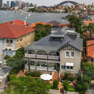 Cremorne Point Manor