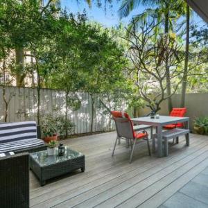 Bondi Beach Garden Apartment - A Bondi Beach Holiday Home