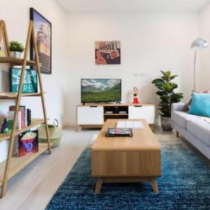 Modern new 2 bed in the heart of Darling Harbour