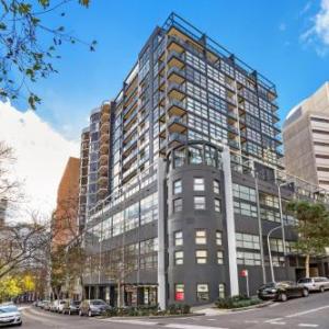 Surry Hills Modern One Bedroom Apartment (310GOUL)