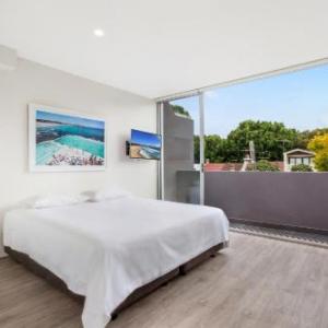 Bondi Beach Studio King Suite + Balcony Sydney