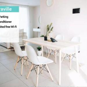 Penthouse 3Bed Loft Lifestyle APT @ Matraville