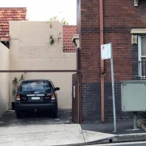Chic Woollahra Pied-à-Terre with Parking