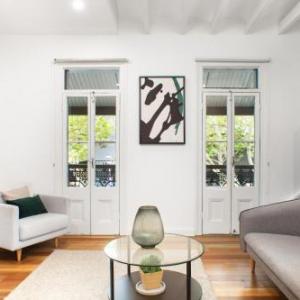 Stylish Terrace Steps From Darling Harbour And ICC Sydney