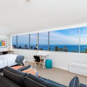 Ultrachic executive beach apartment