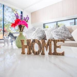 Townhouse near the city - perfect family retreat