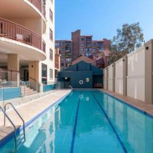 Poolside Sydney 1 Bedroom Apartment