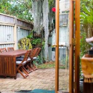 2 Bed Renovated Terrace - Erskinville in Sydney