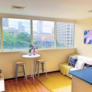 Charming Cozy & Super Central ApartmentCity View
