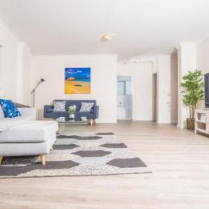 Convenient 2bed Rockdale APT Next to Station&Beach