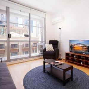 Spacious and Bright Studio in the Middle of Town Sydney