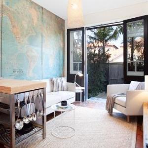 Charming Townhouse Just Steps From the Beach Sydney