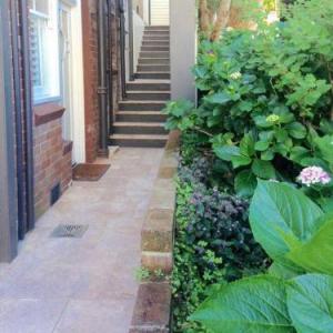 CRES0 - Manly - The Crescent