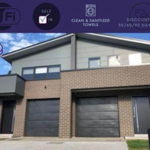 Luxurious Tranquil House Near Parramatta River Perfect For Large Group Retreat