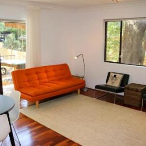 Spacious Apartment in Lane Cove Near CBD