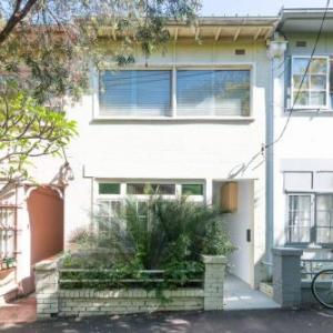 Stylish 3 Bedroom Townhouse in Darlinghurst