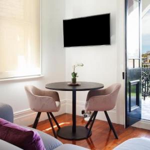Charming Studio With Balcony in Inner-City Glebe New South Wales