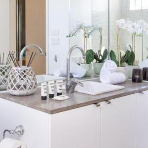 Convenient Apartment Close to Airport and City