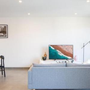 Modern Inner West Retreat w/Aircon & Parking