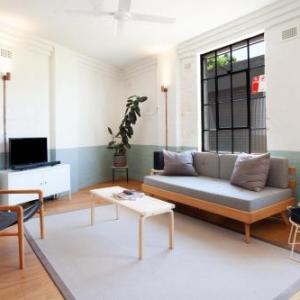 Designer Studio Apartment in Inner Darlinghurst