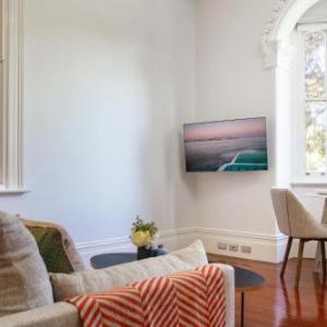 Ravenscourt’s Studio Apartment Close to Everything Sydney