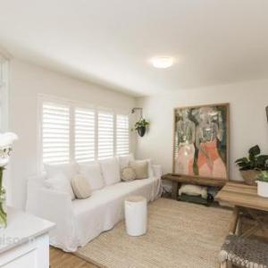 1 Bdrm Manly Beachside Apt With Parking
