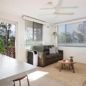 Homey Apartment With Balcony near Centennial Park Sydney