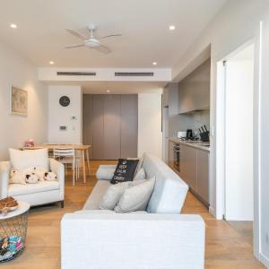 ENCORE IV: Bondi Junction