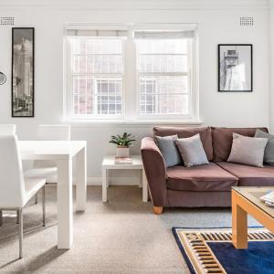 Centennial Park Apartment a Boundary Throw from the SCG