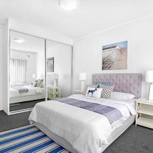 7 South Pacific Apartments