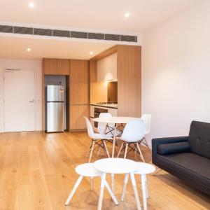 Modern Apartment in Darling Harbour