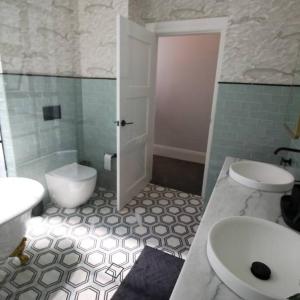 Sinjin: unique luxury 6 bed house in Sydney city