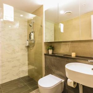 Explore Olympic Park @ Modern Cozy Home +Car Park