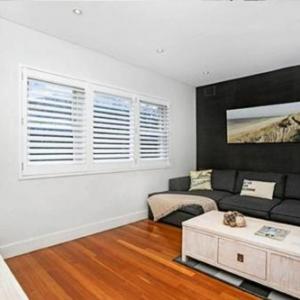 BEACHFRONT APARTMENT // DREAM LOCATION // CLOEY2 Sydney