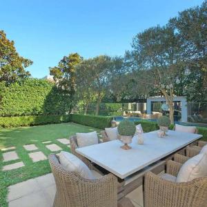 Residencio Edificio Sublime with Lawn