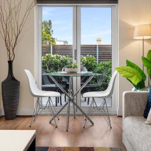 Urban Rest - Banq Sydney