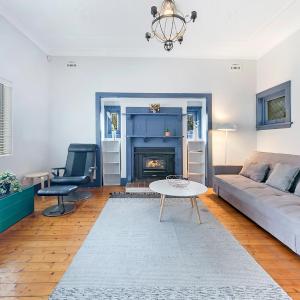 KOZYGURU ARNCLIFFE SYDNEY AIRPORT RENOVATED COTTAGE 3 BED HOUSE NAR232