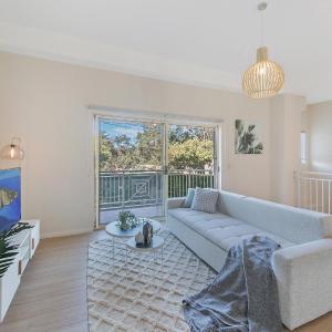 KOZYGURU MARSFIELD WALK TO MACQUARIE UNIVERSITY 3 BEDROOM NMA094